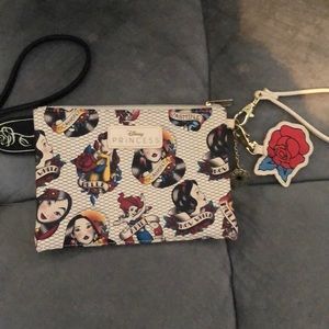 Disney clutch